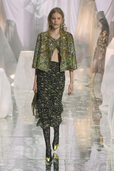 Look 6
